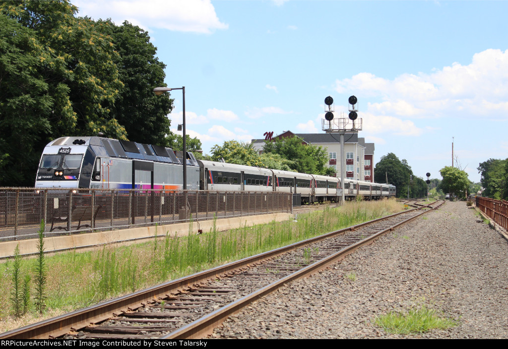 NJT 4525